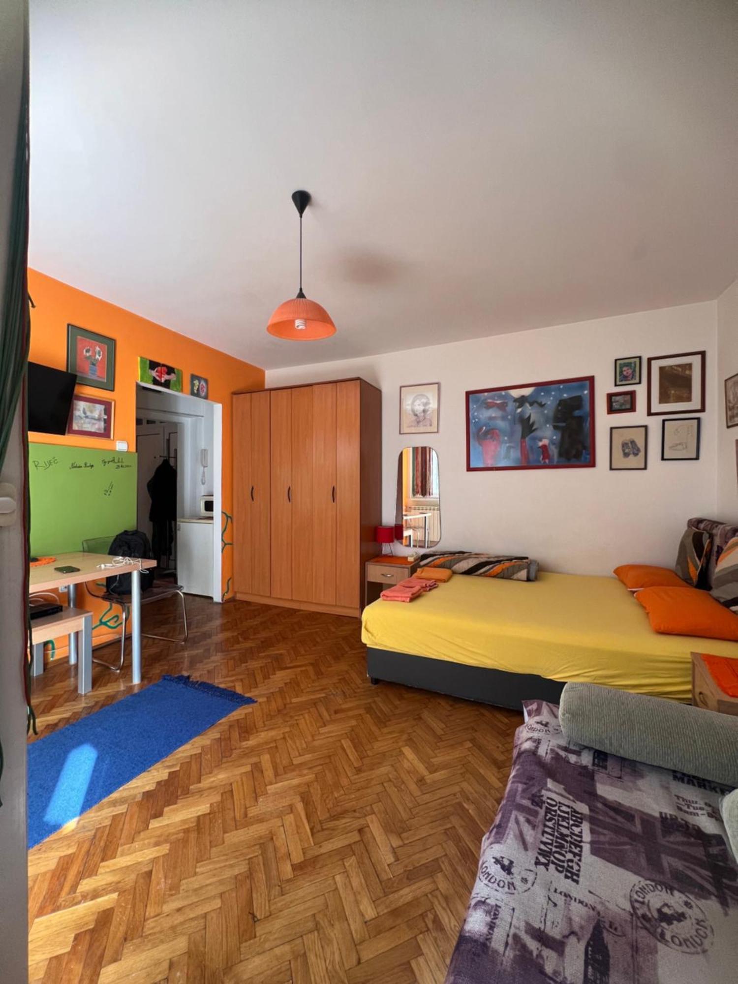 Orange Place Studio Apartment Belgrade Exterior photo